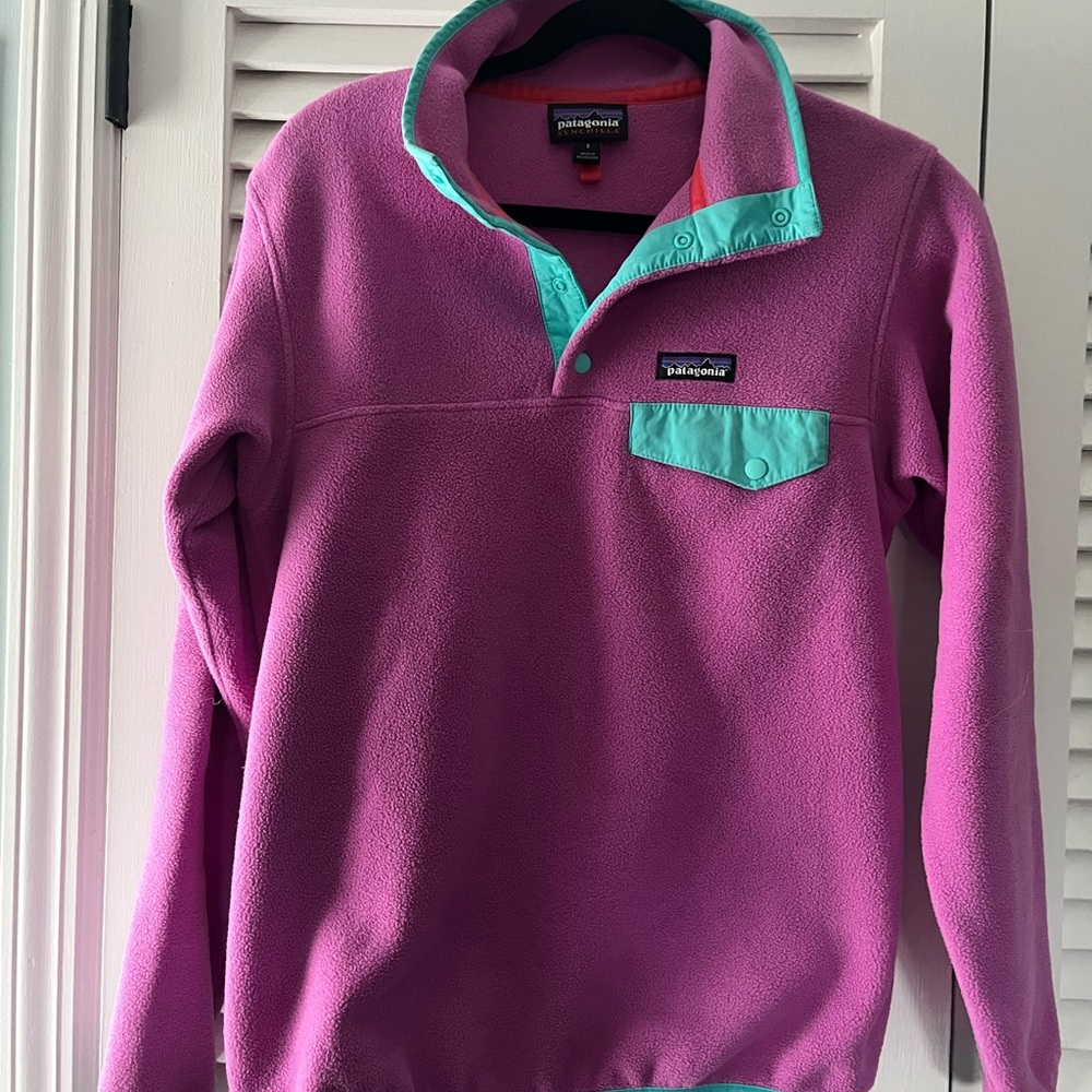 Patagonia Purple Crew Neck Fleece Sweater